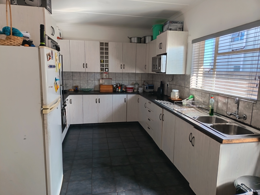 To Let 3 Bedroom Property for Rent in Saldanha Western Cape